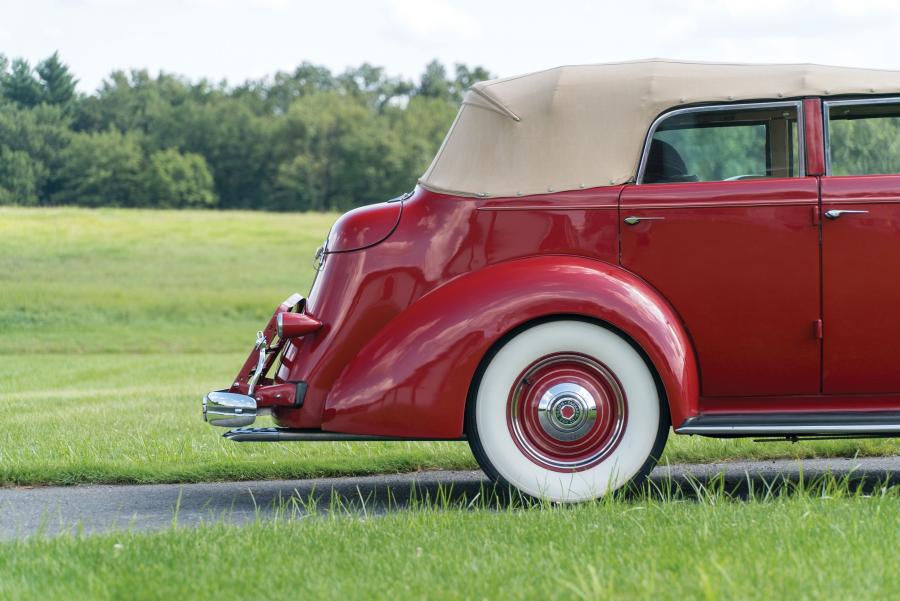 Детали экстерьера Packard 120 Convertible Sedan (997) 1936 года  (фото 5 из 17)